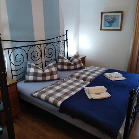 نيوشتات أم رينشتايغ Landhaus Edelweiss Bed&Breakfast - Adults Only المظهر الخارجي الصورة