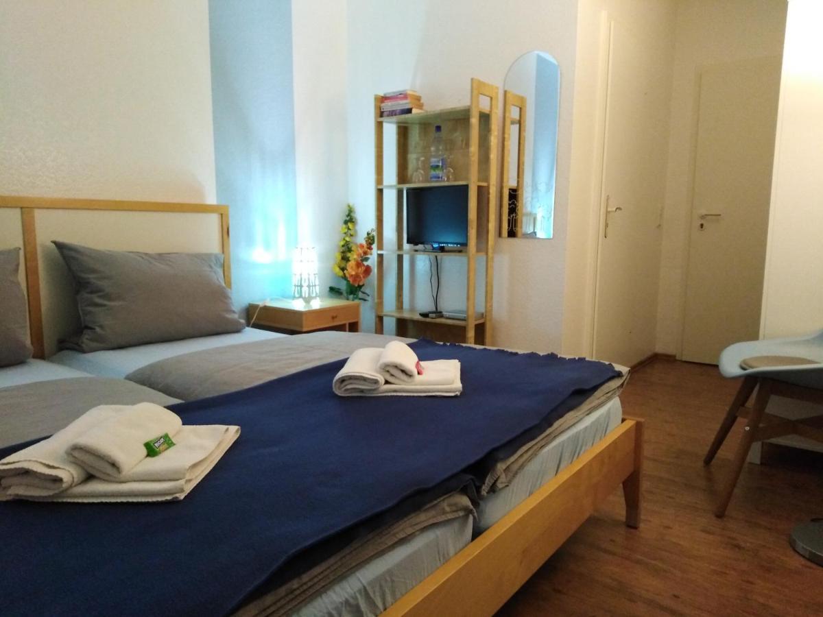 نيوشتات أم رينشتايغ Landhaus Edelweiss Bed&Breakfast - Adults Only المظهر الخارجي الصورة