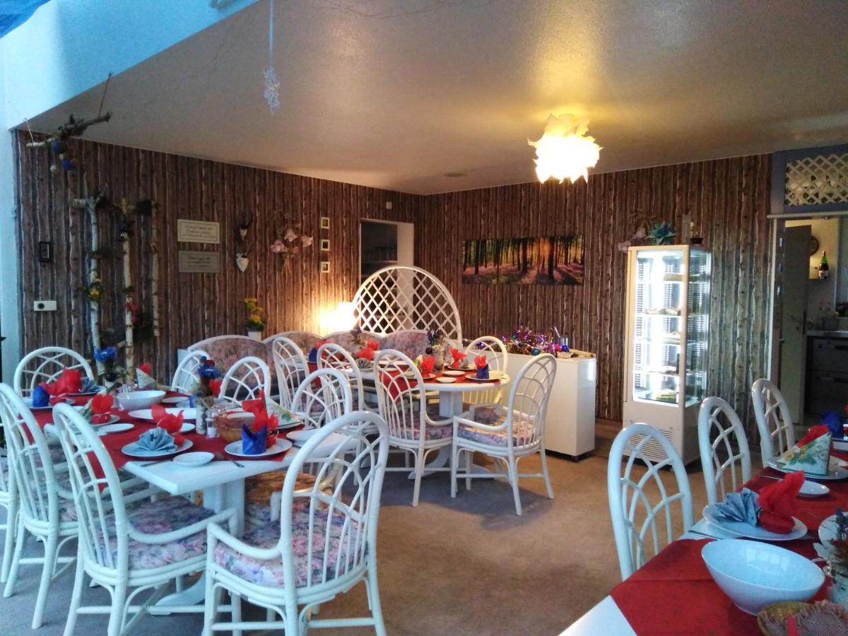نيوشتات أم رينشتايغ Landhaus Edelweiss Bed&Breakfast - Adults Only المظهر الخارجي الصورة